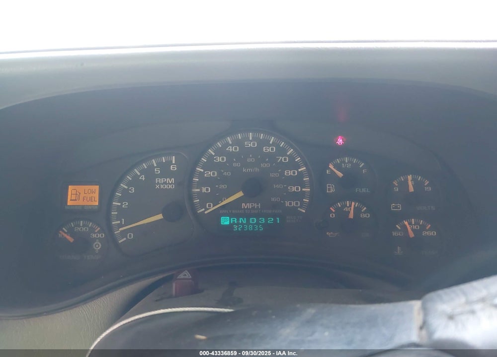 1999 CHEVROLET SILVERADO 2500 LS VIN: 1GCGK29U8XZ124095