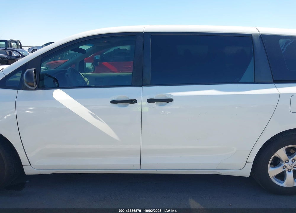 2013 TOYOTA SIENNA L V6 7 PASSENGER VIN: 5TDZK3DC4DS299440