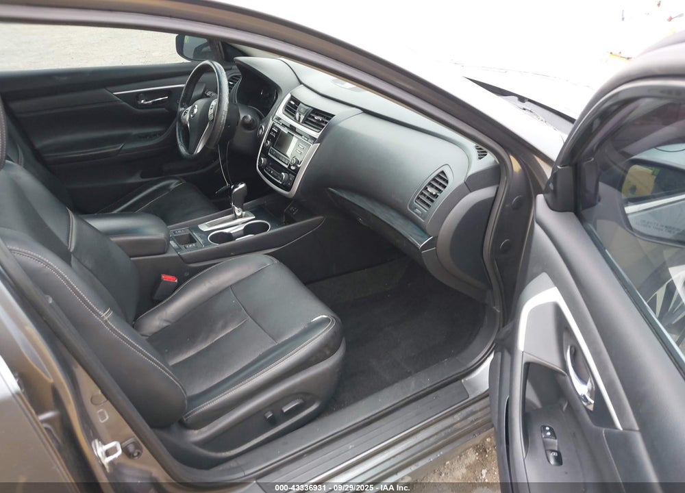 2018 NISSAN ALTIMA 2.5 SL VIN: 1N4AL3AP1JC164386