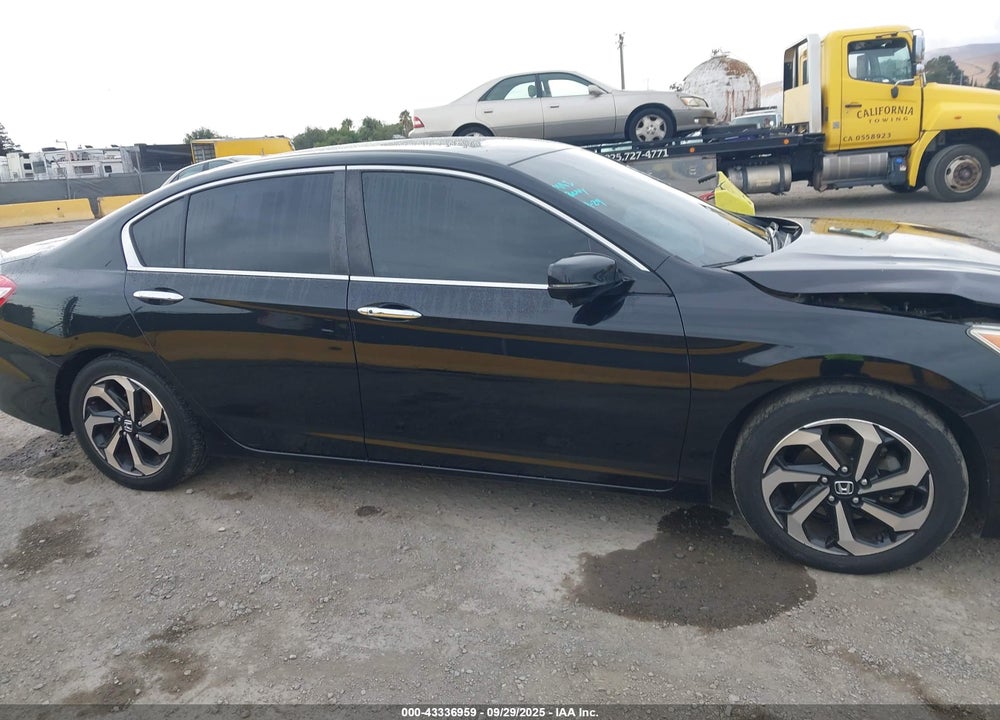2016 HONDA ACCORD VIN: 1HGCR2F76GA070529