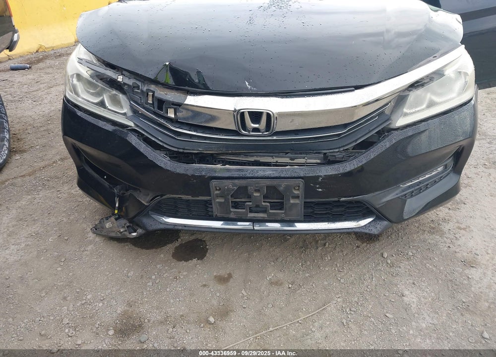 2016 HONDA ACCORD VIN: 1HGCR2F76GA070529