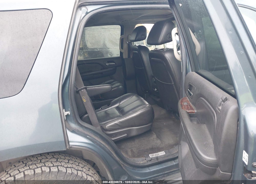 2007 GMC YUKON VIN: 1GKFK638X7J164390