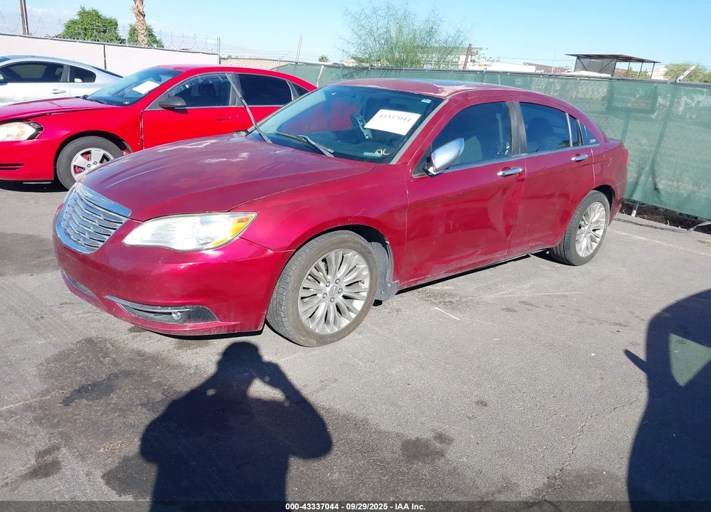 2012 CHRYSLER 200 VIN: 1C3CCBCG3CN122162