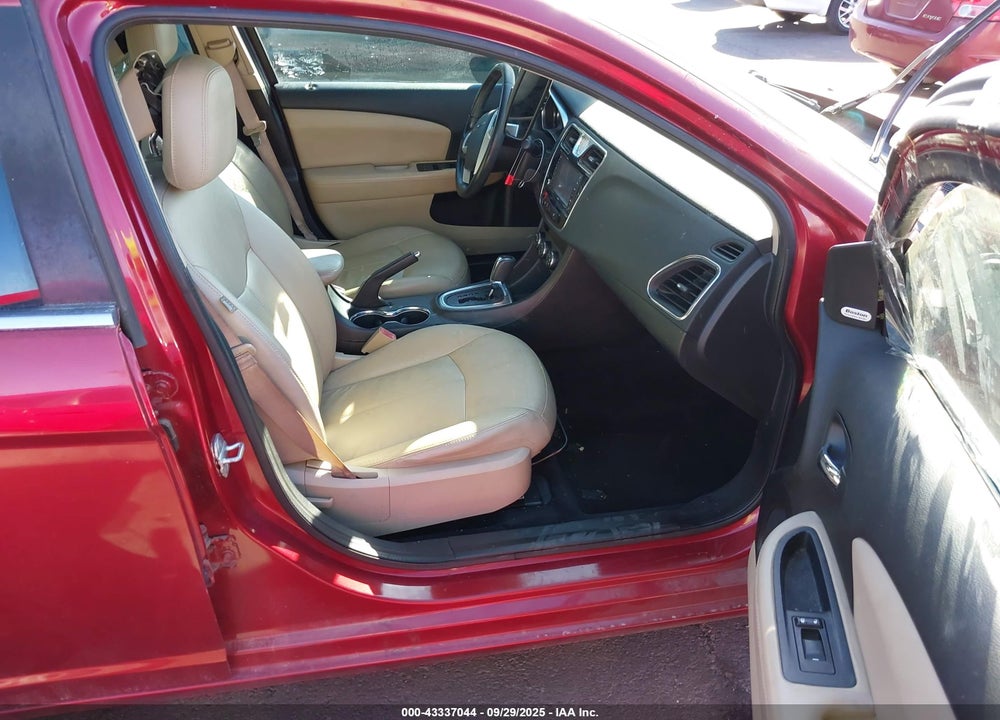 2012 CHRYSLER 200 VIN: 1C3CCBCG3CN122162