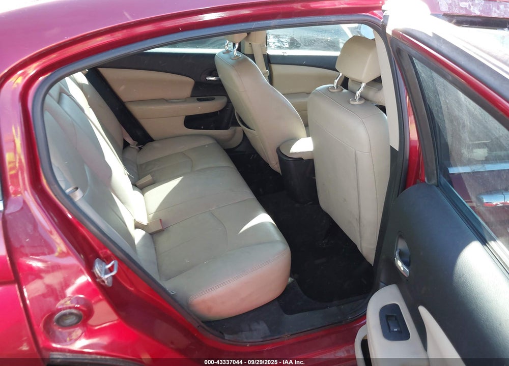 2012 CHRYSLER 200 VIN: 1C3CCBCG3CN122162