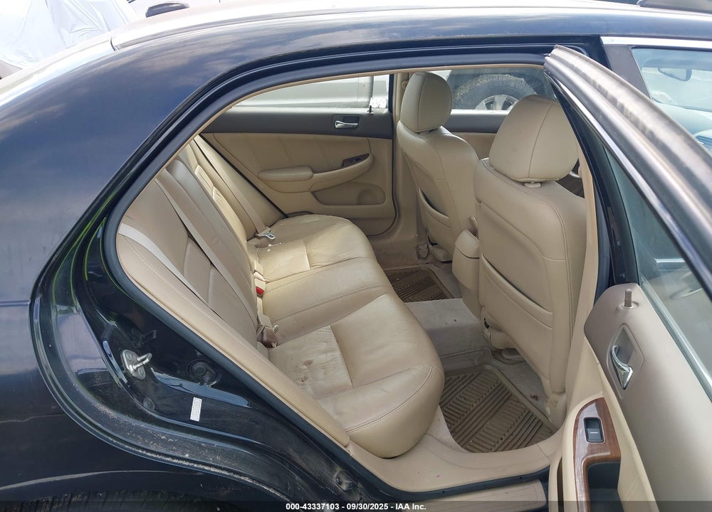 2007 HONDA ACCORD 3.0 EX VIN: 1HGCM66537A040358