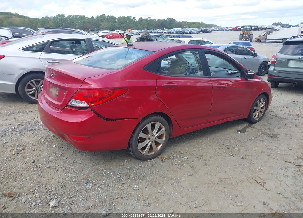 2014 HYUNDAI ACCENT VIN: KMHCU4AE3EU702389