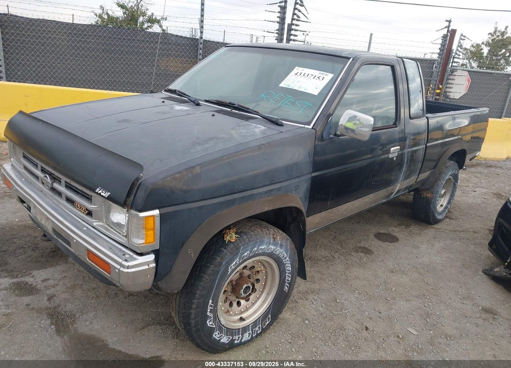 1992 NISSAN TRUCK KING CAB VIN: 1N6SD16Y4NC300966