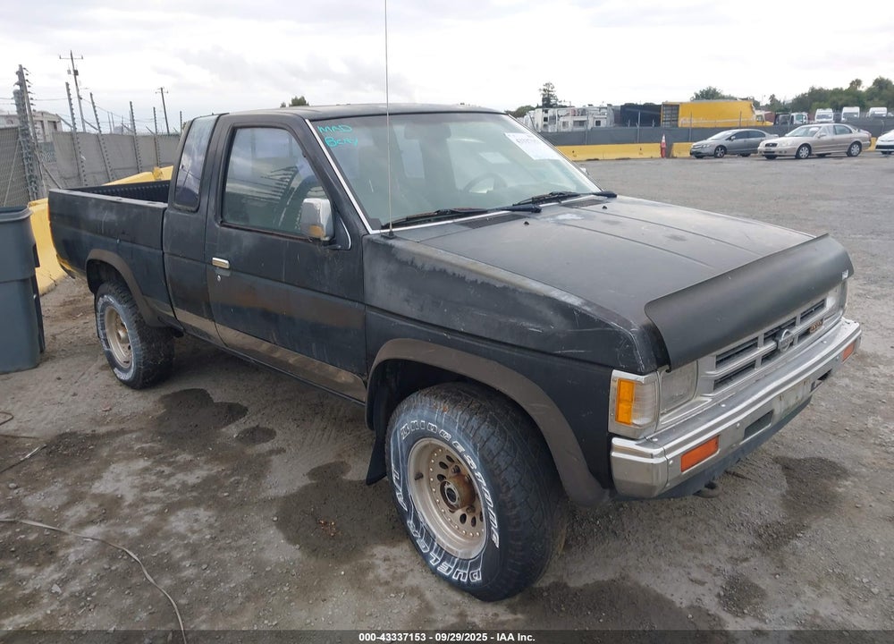 1992 NISSAN TRUCK KING CAB VIN: 1N6SD16Y4NC300966
