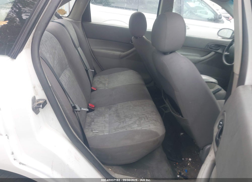 2005 FORD FOCUS VIN: 1FAFP34N65W309687