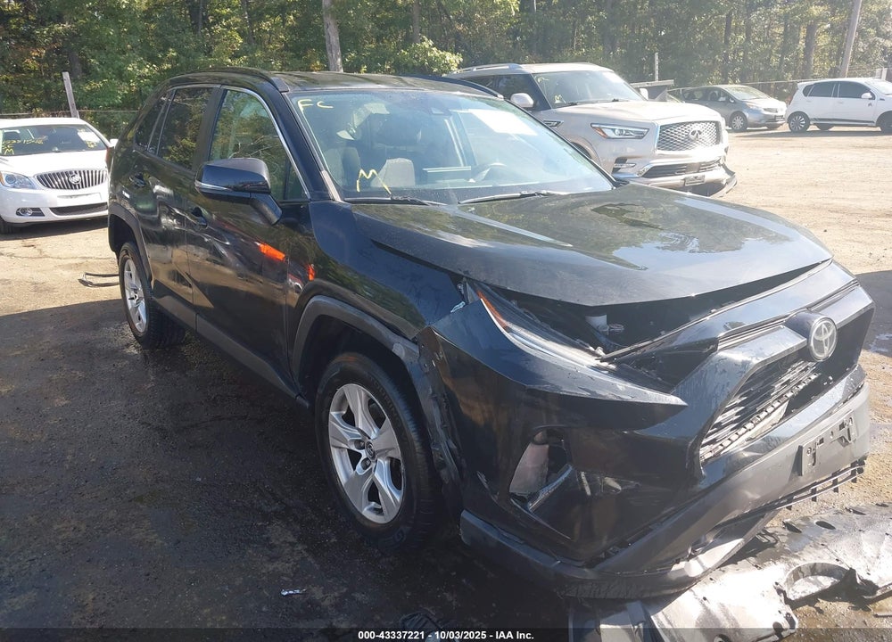 2020 TOYOTA RAV4 XLE VIN: 2T3P1RFV0LC083630