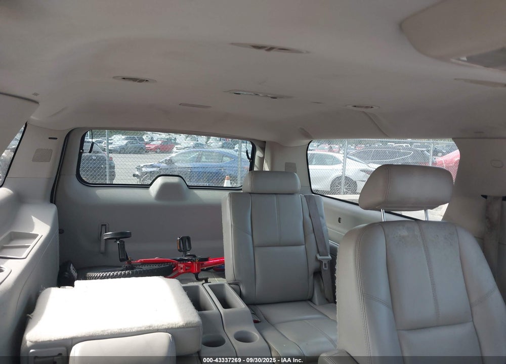 2007 CHEVROLET SUBURBAN 1500 LTZ VIN: 3GNFK16337G106290