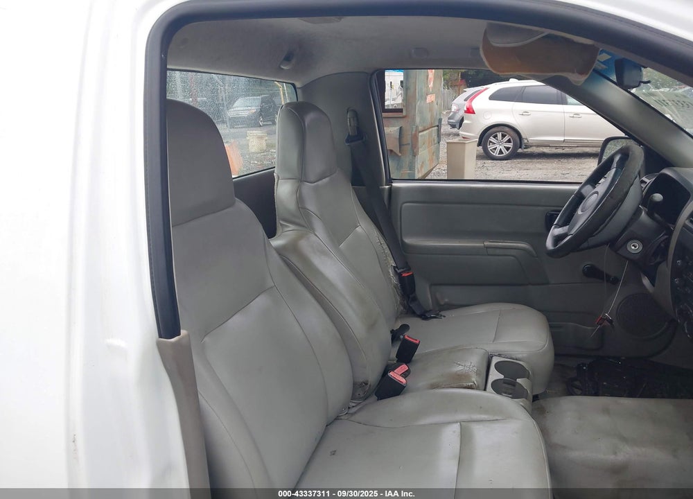 2006 CHEVROLET COLORADO VIN: 1GCCS148268202135