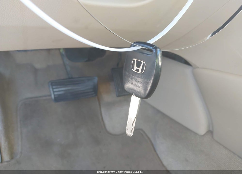 2008 HONDA ACCORD VIN: 1HGCP26478A006822