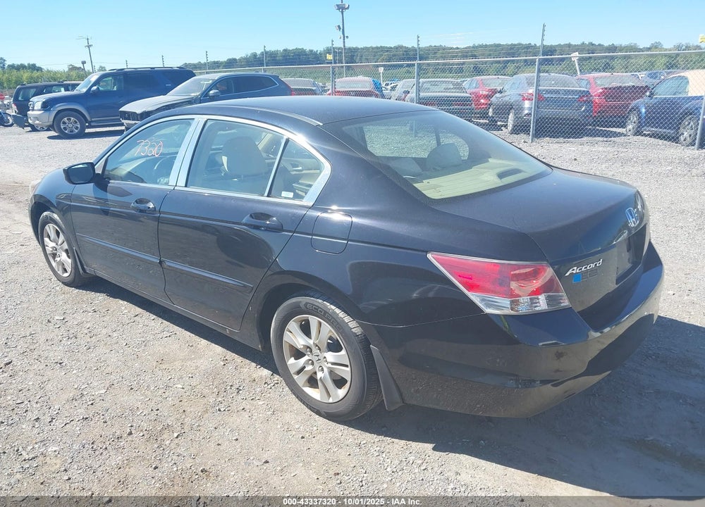 2008 HONDA ACCORD VIN: 1HGCP26478A006822