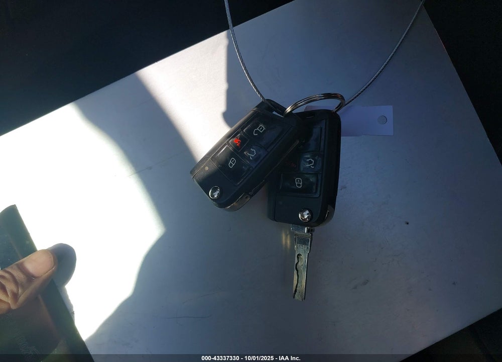 2015 VOLKSWAGEN GOLF VIN: 3VW217AUXFM019769