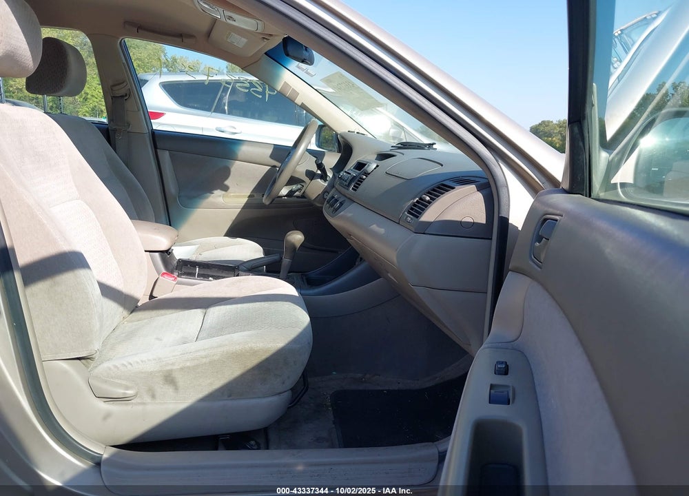 2004 TOYOTA CAMRY LE VIN: 4T1BE32K84U863567