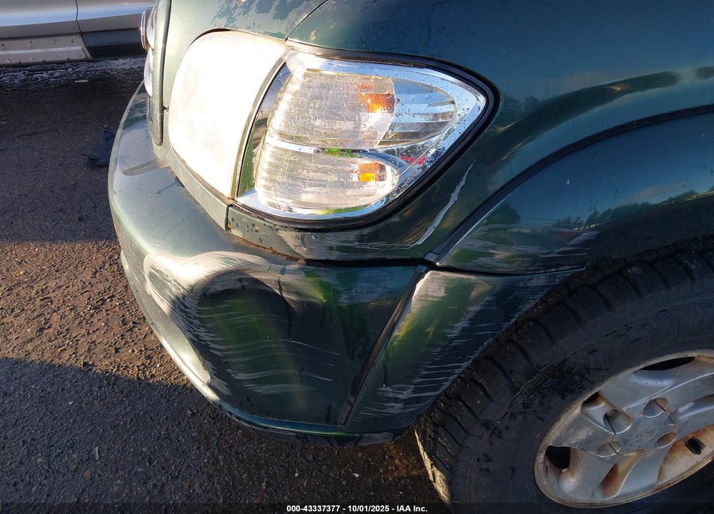 2001 TOYOTA SEQUOIA LIMITED VIN: 5TDBT48A11S015724