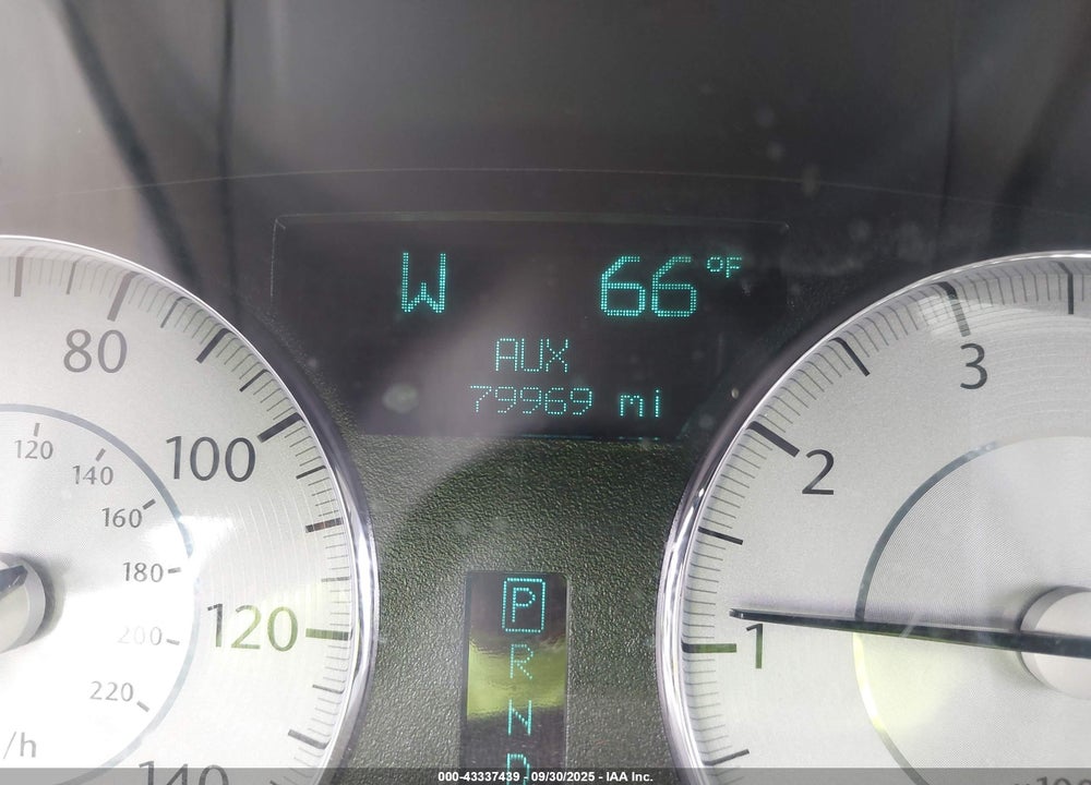2010 CHRYSLER 300 VIN: 2C3CA3CV9AH161712