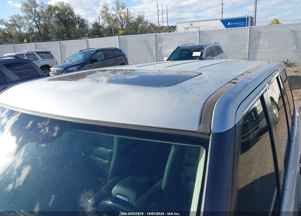 2011 LAND ROVER RANGE ROVER SPORT VIN: SALSK2D46BA269539