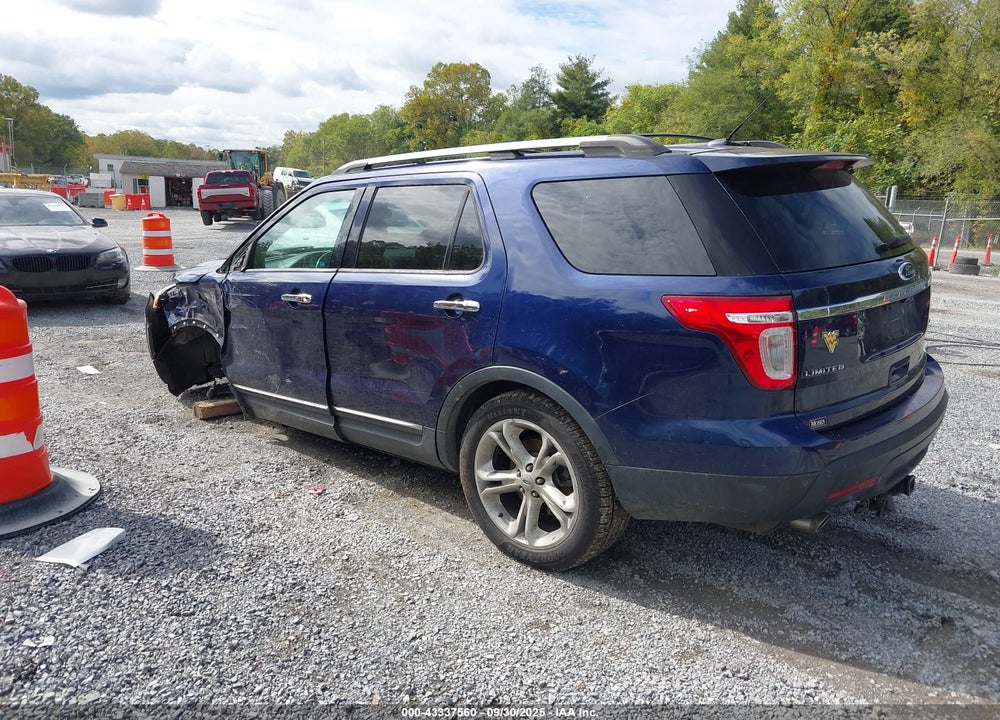 2011 FORD EXPLORER VIN: 1FMHK8F87BGA82887