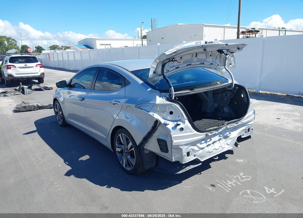 2015 HYUNDAI ELANTRA VIN: KMHDH4AE2FU379284