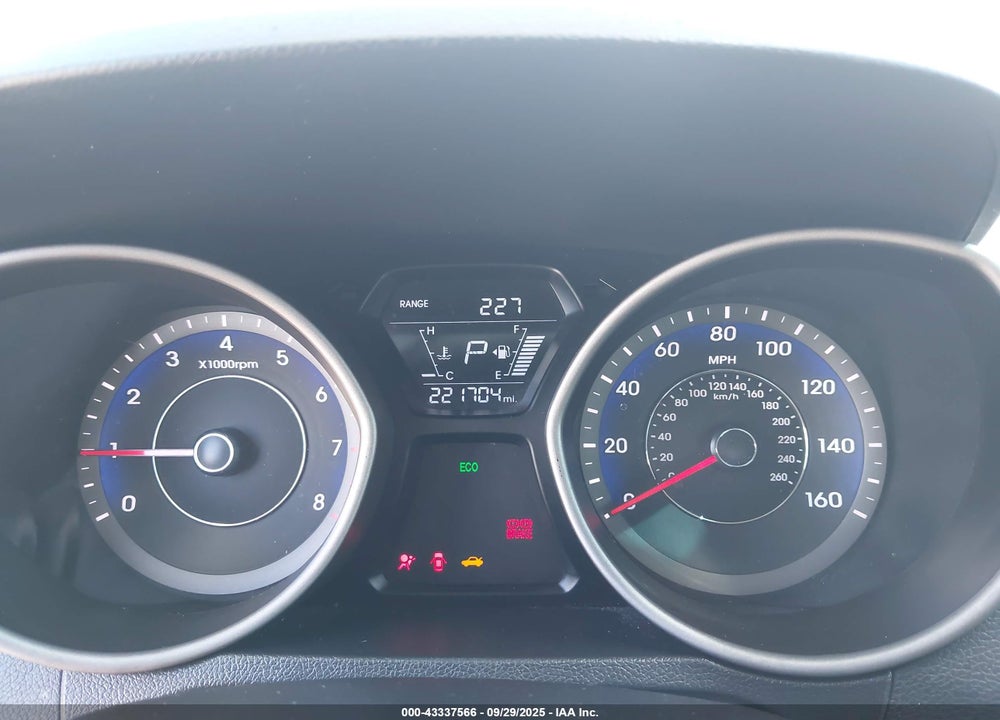 2015 HYUNDAI ELANTRA VIN: KMHDH4AE2FU379284