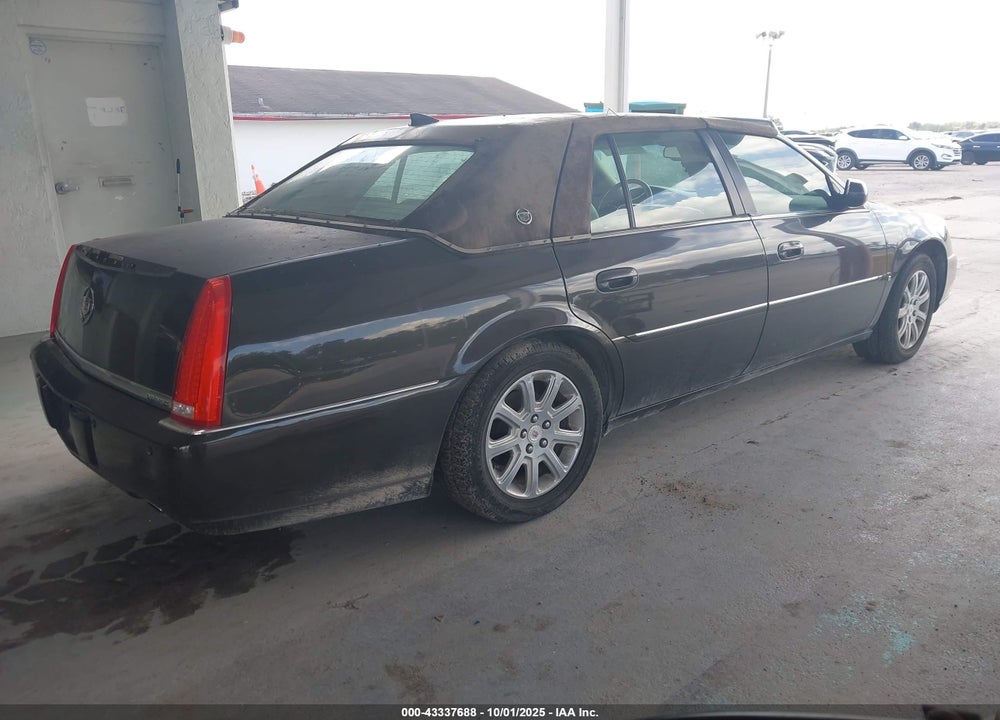 2009 CADILLAC DTS VIN: 1G6KD57Y49U122004