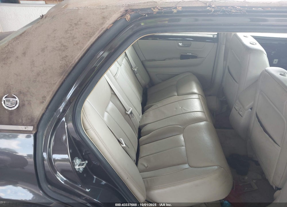 2009 CADILLAC DTS VIN: 1G6KD57Y49U122004