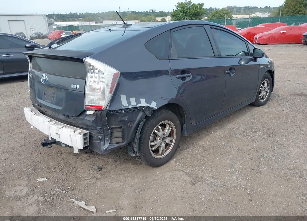 2011 TOYOTA PRIUS TWO VIN: JTDKN3DU9B1459422