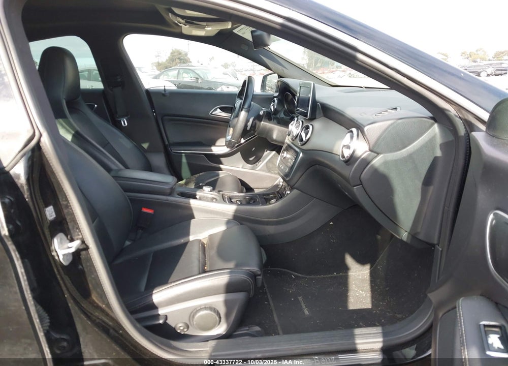 2016 MERCEDES-BENZ CLA-CLASS VIN: WDDSJ4EB0GN325628