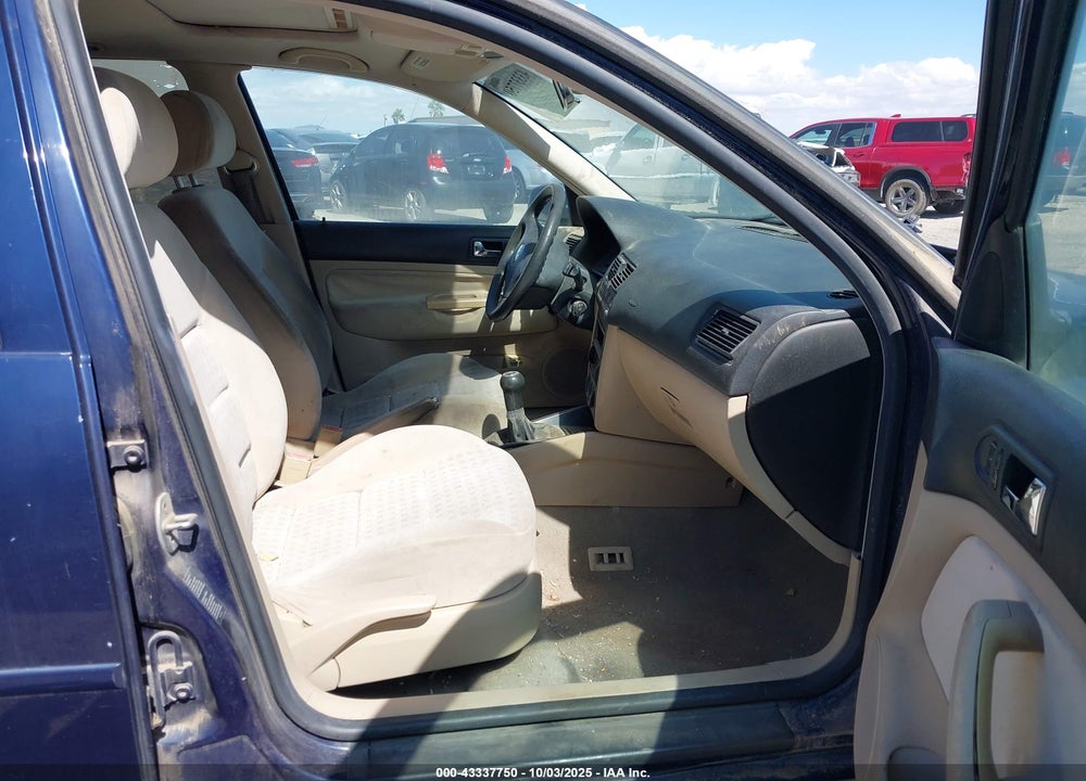 2001 VOLKSWAGEN GOLF GLS VIN: 9BWGT61J114060983