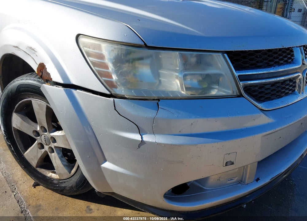 2011 DODGE JOURNEY VIN: 3D4PH1FG2BT500297