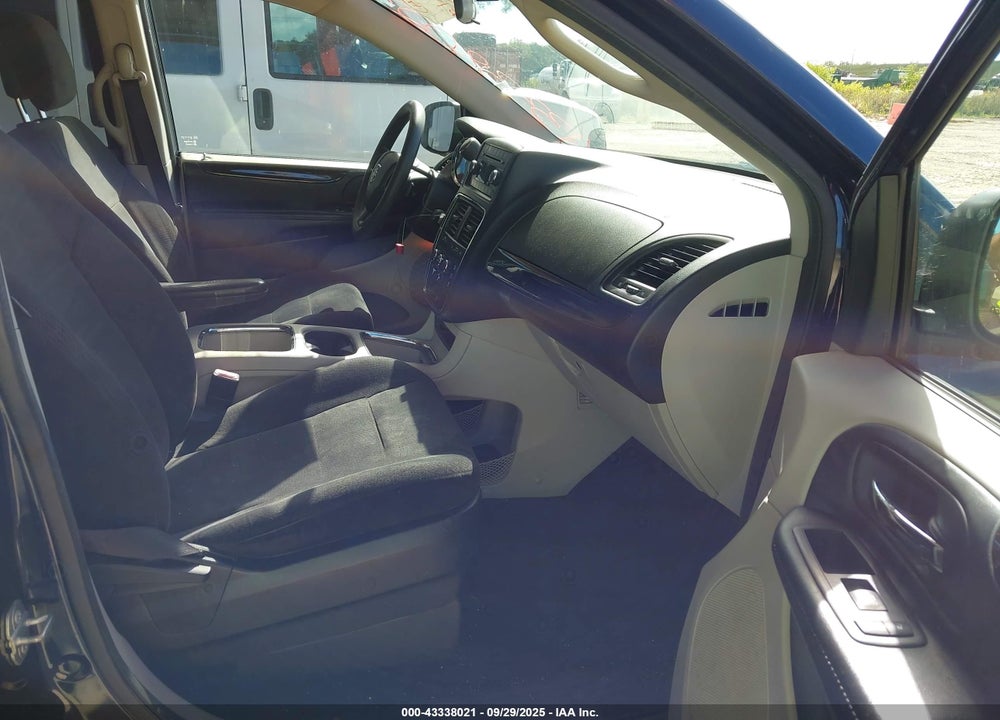 2015 DODGE GRAND CARAVAN SXT VIN: 2C4RDGCG4FR536171