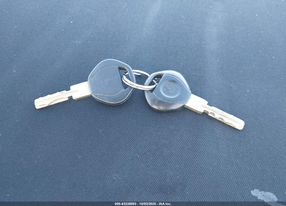 2000 BMW Z3 VIN: 4USCH3349YLF42694
