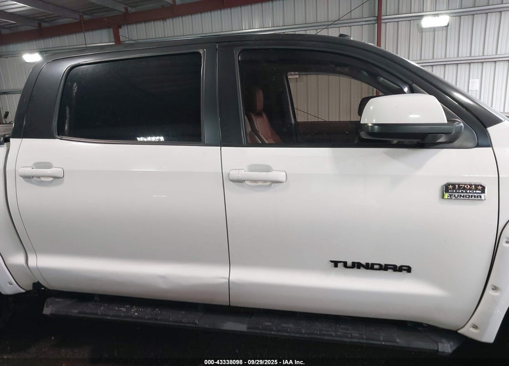 2015 TOYOTA TUNDRA PLATINUM 5.7L V8 VIN: 5TFAY5F15FX430598