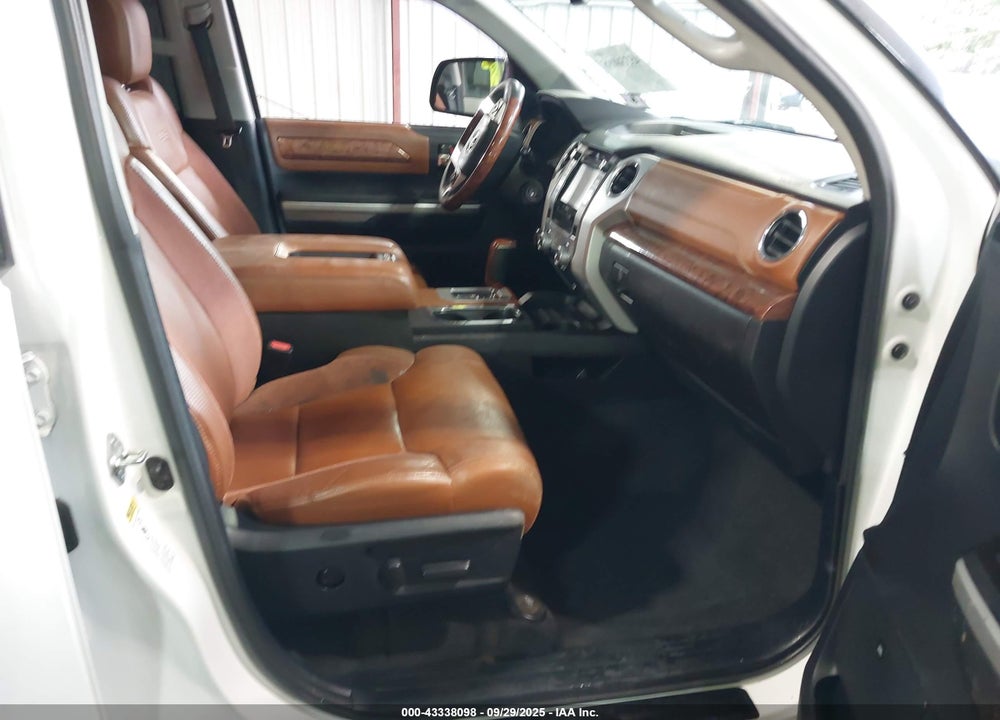 2015 TOYOTA TUNDRA PLATINUM 5.7L V8 VIN: 5TFAY5F15FX430598