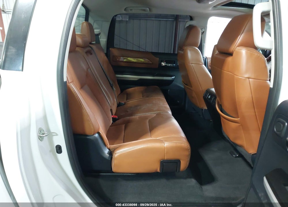 2015 TOYOTA TUNDRA PLATINUM 5.7L V8 VIN: 5TFAY5F15FX430598