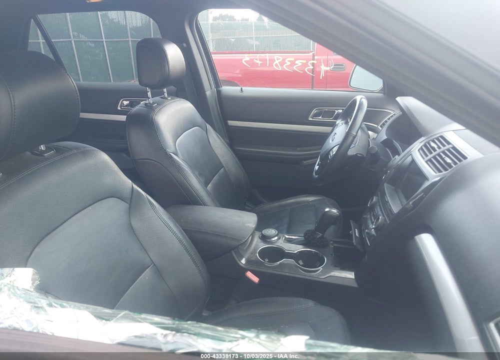 2017 FORD EXPLORER XLT VIN: 1FM5K8D81HGD10753