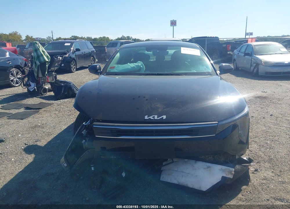 2025 KIA K4 LXS VIN: 3KPFT4DEXSE134006