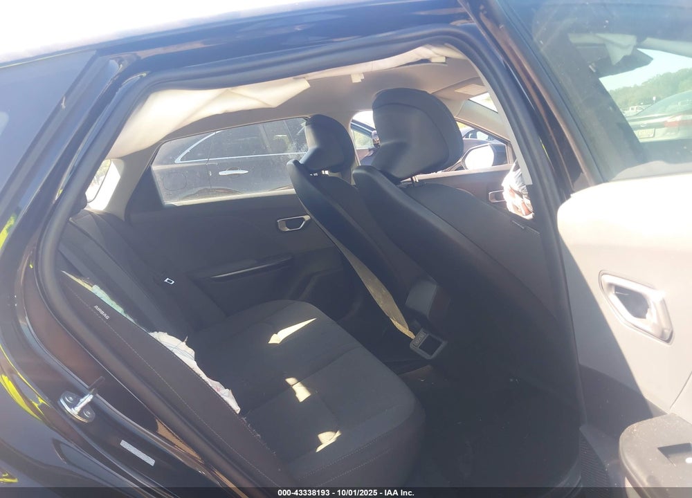 2025 KIA K4 LXS VIN: 3KPFT4DEXSE134006