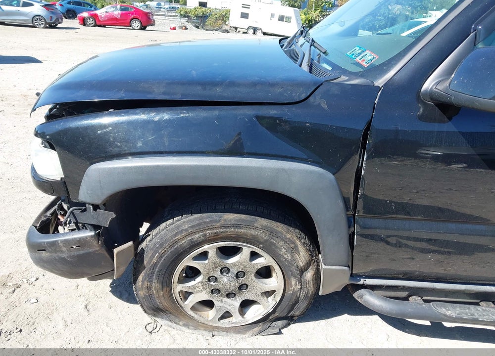 2004 CHEVROLET TAHOE Z71 VIN: 1GNEK13T54R172514