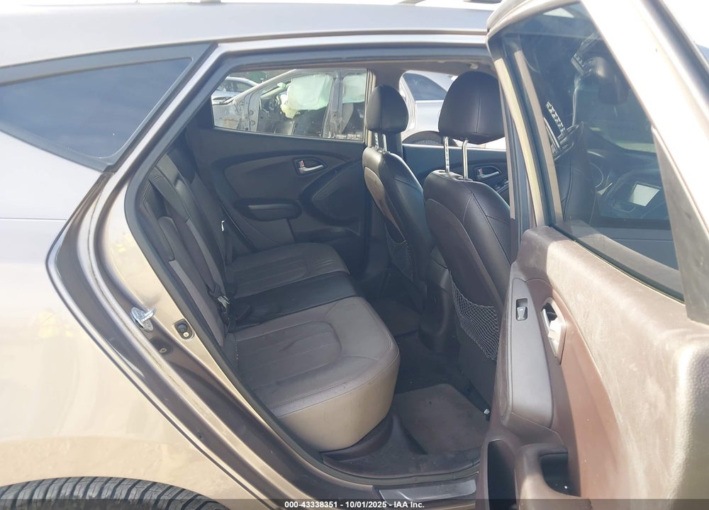 2013 HYUNDAI TUCSON LIMITED VIN: KM8JUCAC4DU621111