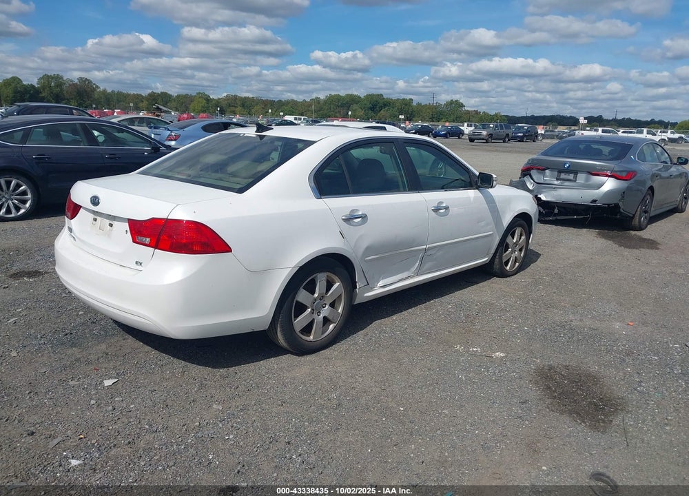2010 KIA OPTIMA VIN: KNAGH4A86A5453883