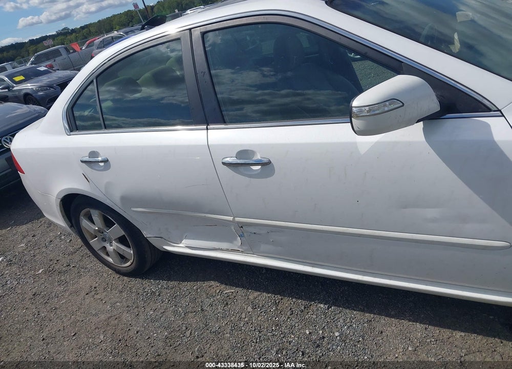 2010 KIA OPTIMA VIN: KNAGH4A86A5453883