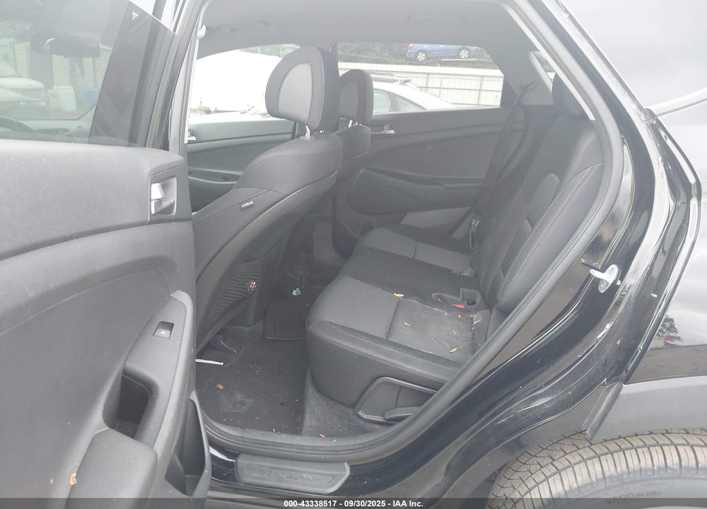 2016 HYUNDAI TUCSON VIN: KM8J3CA21GU146001