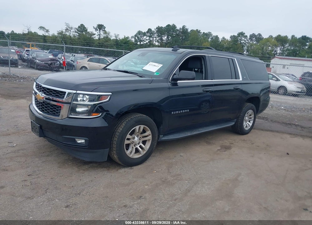 2017 CHEVROLET SUBURBAN LT VIN: 1GNSKHKC2HR232591