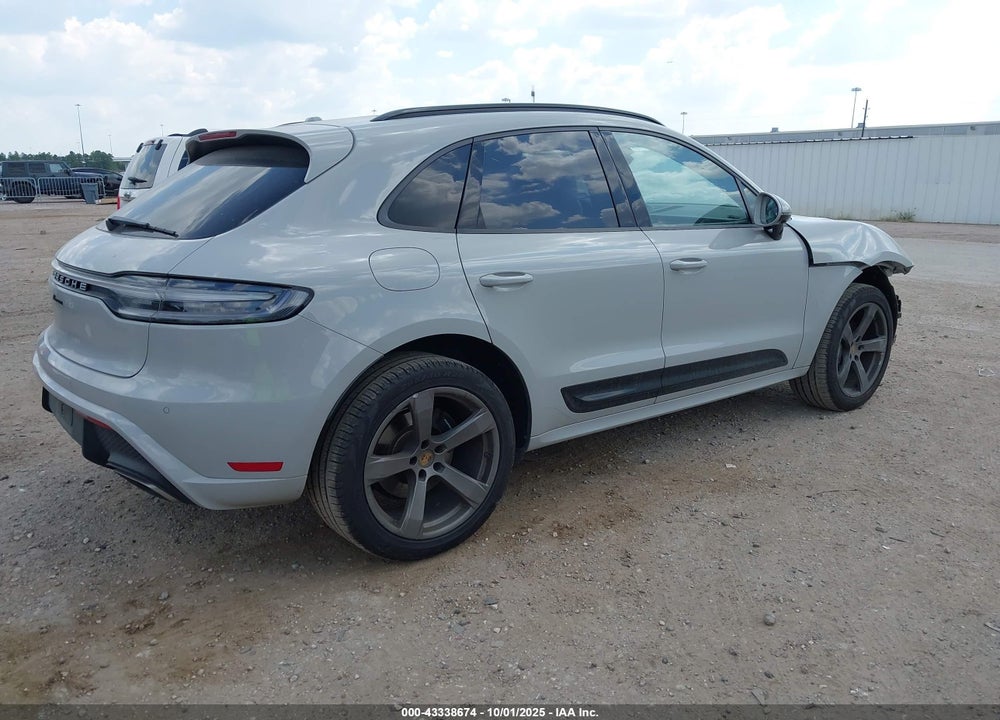 2022 PORSCHE MACAN VIN: WP1AA2A53NLB11184