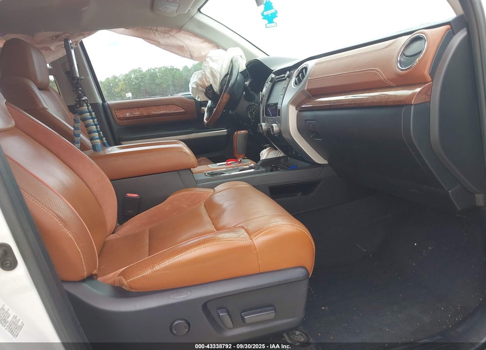 2014 TOYOTA TUNDRA 1794 5.7L V8 VIN: 5TFAW5F17EX359411