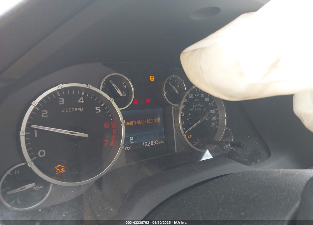 2014 TOYOTA TUNDRA 1794 5.7L V8 VIN: 5TFAW5F17EX359411